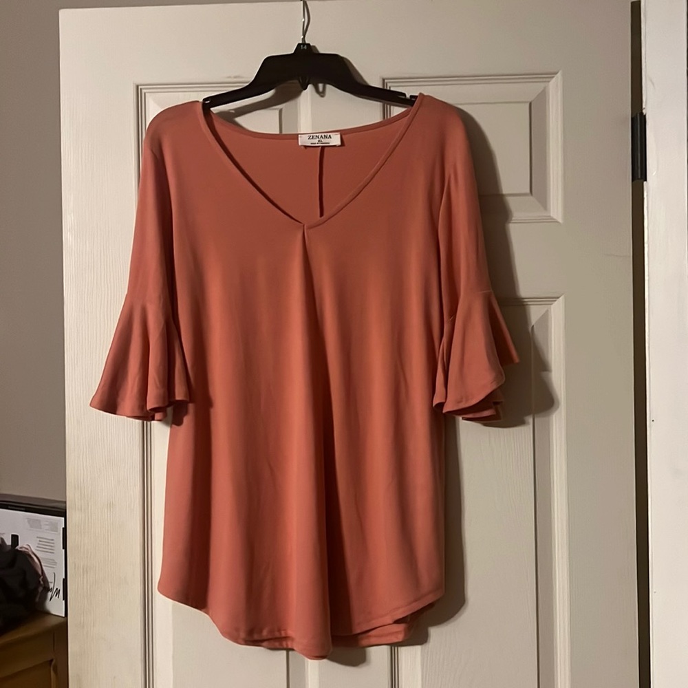 New never worn Zenana XL top no tags